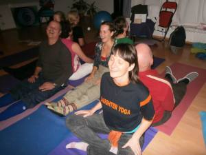 Joga smijeha, Apolon