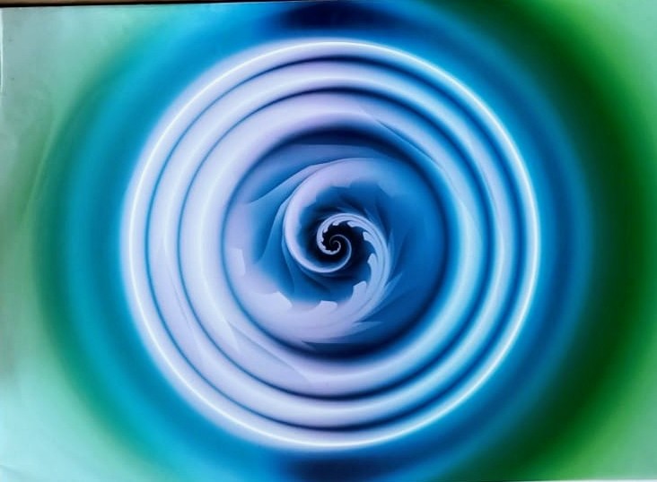 Ova slika ima prazan alt atribut ; naziv datoteke je apolon-fraktal-jelena-korencic.jpg